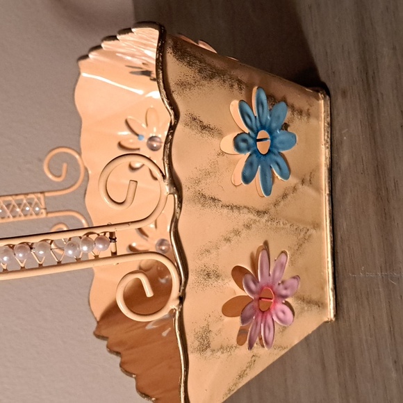 Metal Basket - Picture 4 of 4